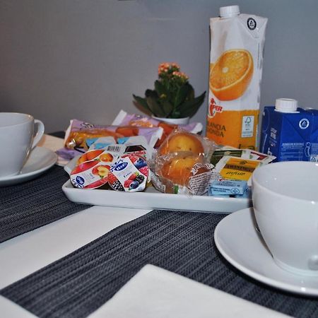 A Milan B&B מראה חיצוני תמונה